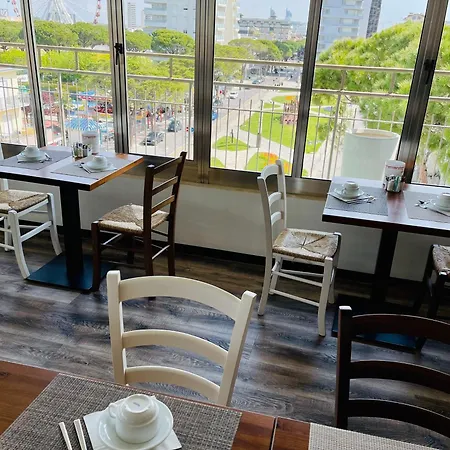 Cristina 酒店