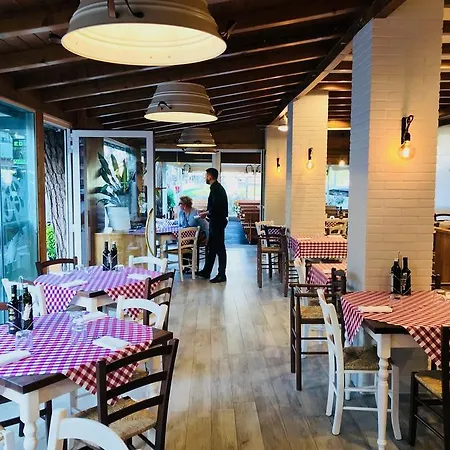 Cristina 酒店