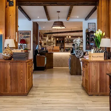 Cristina Hotel